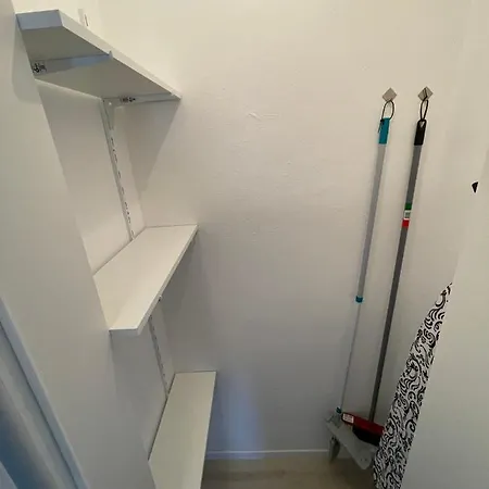 Renovierte, Voll Eingerichtete 80m² Ferienwohnung Apartment *
